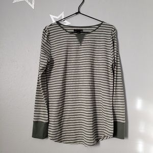 JW Style Long Sleeve Size L